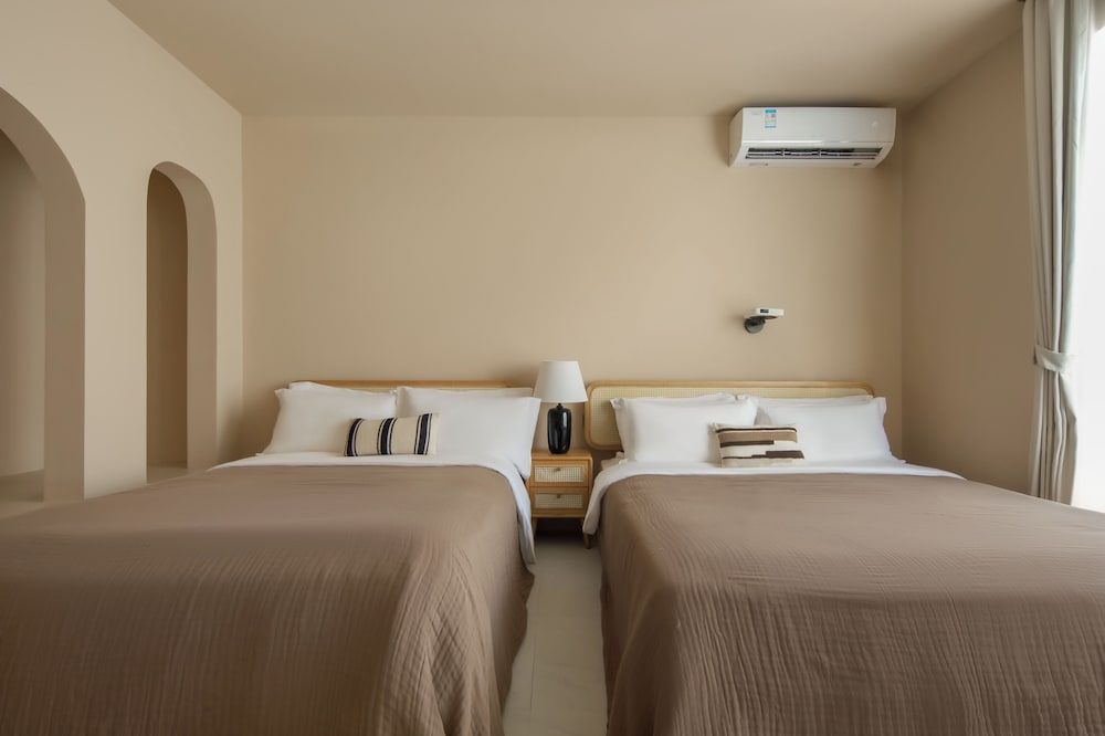 Elite Twin Room