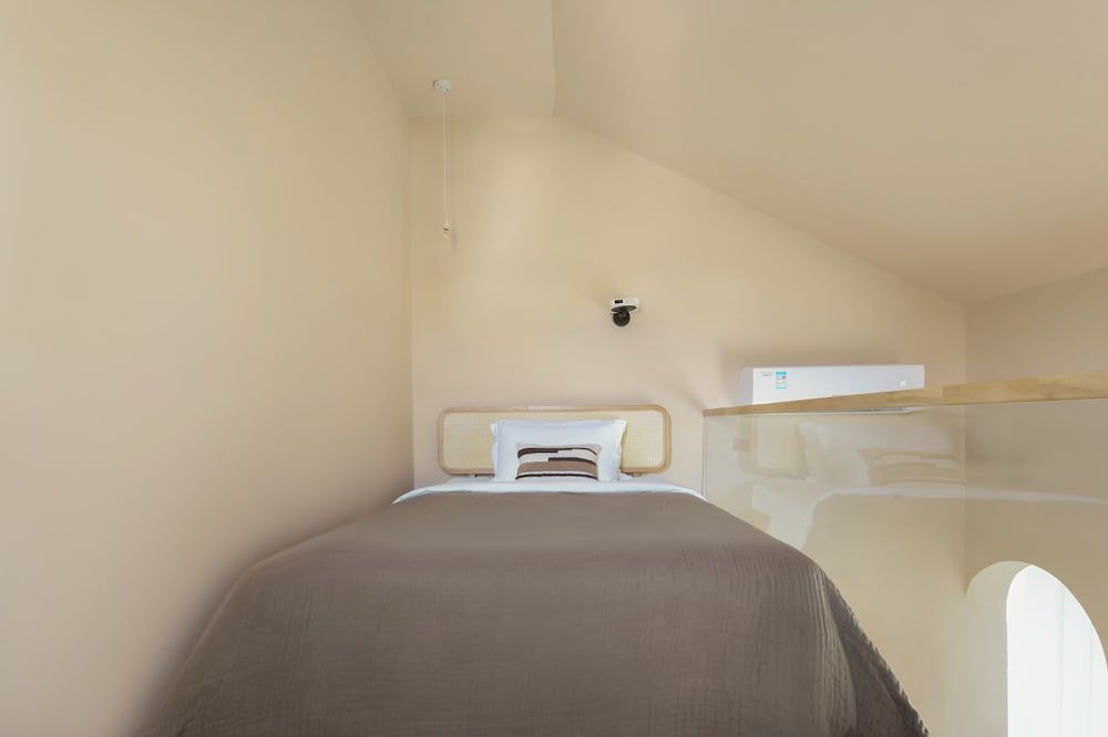 Design Twin Room