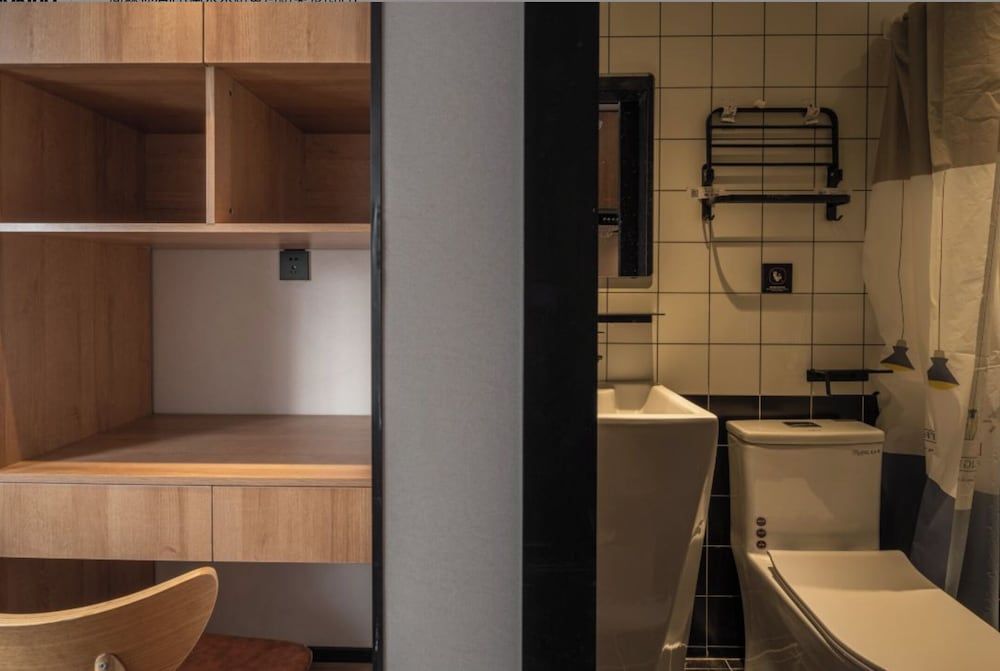 Family Single Room