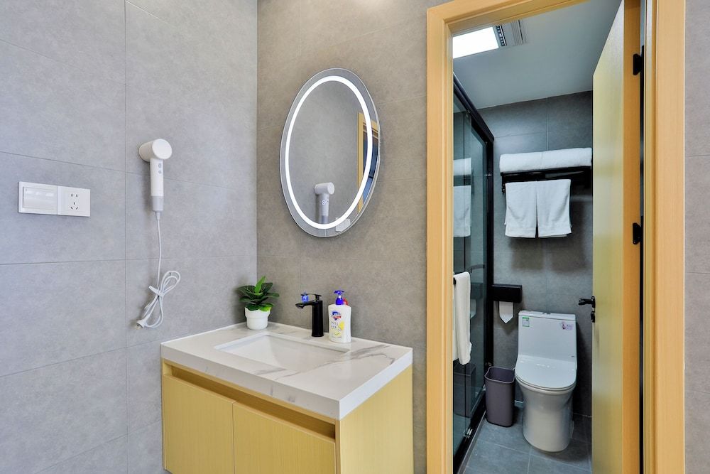 Shanghai Meihao Premium Journey Hotel (Shanghai International Tourism Resort Store) Deluxe Twin Room 5