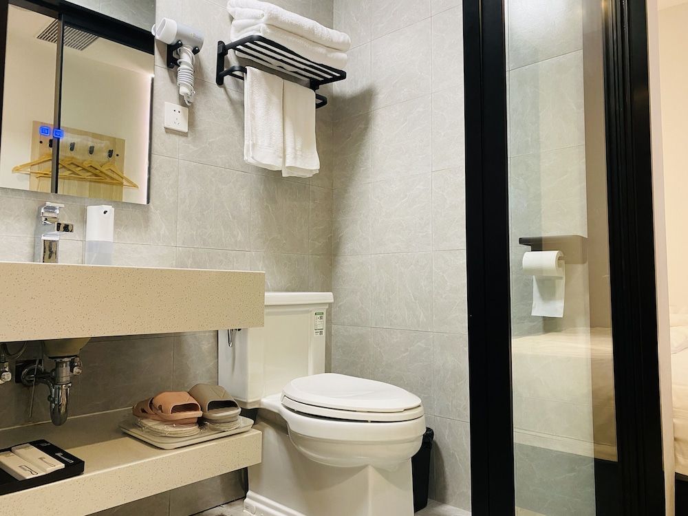 Dayin International Youth Hostel (Shanghai Nanjing East Road;People's Square;The Bund Branch) Standard King Room 2