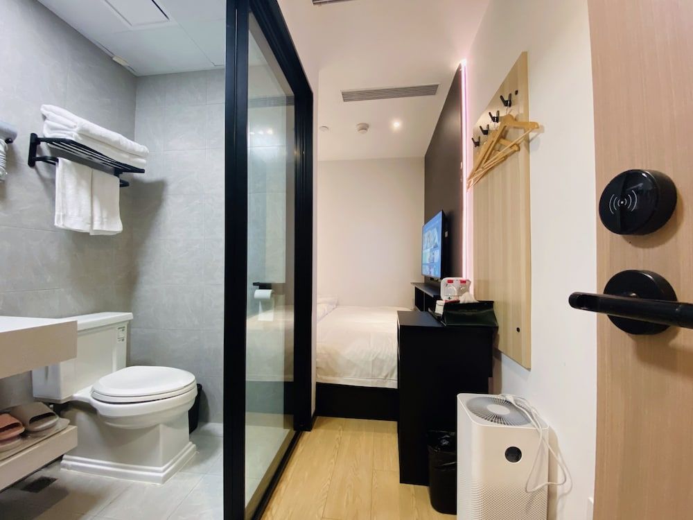 Dayin International Youth Hostel (Shanghai Nanjing East Road;People's Square;The Bund Branch) Standard King Room 6