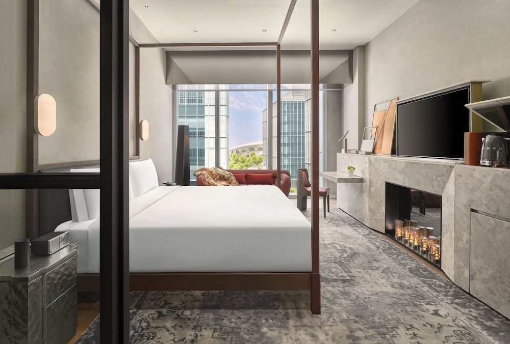 Room, 1 King Bed, River View (Essential, Modern)