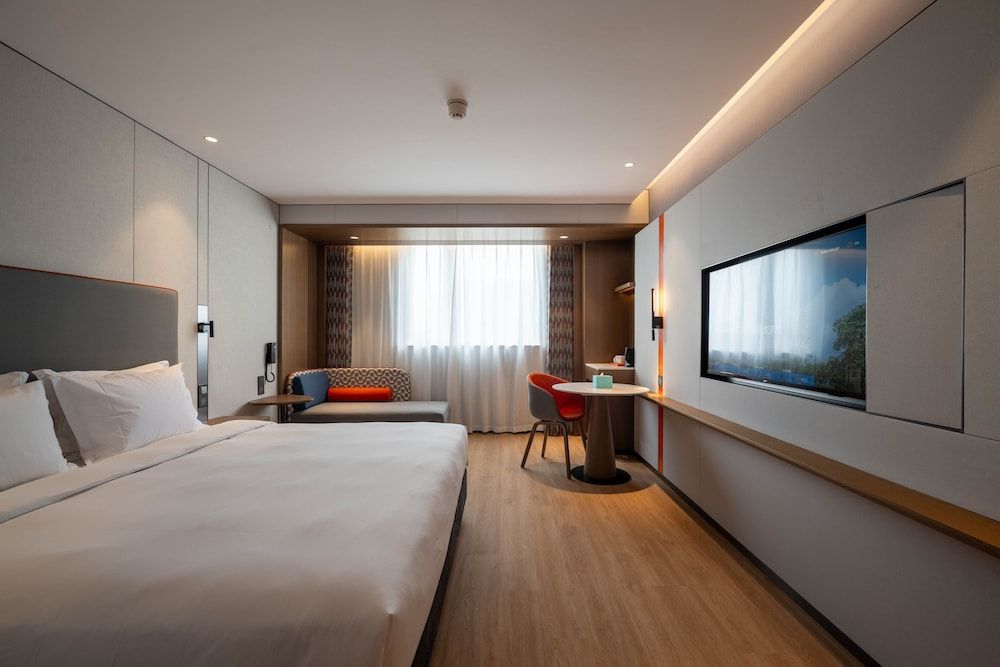 Room, 1 King Bed, Accessible