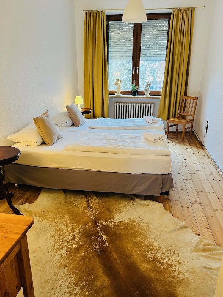 Basic Double Room, Shared Bathroom