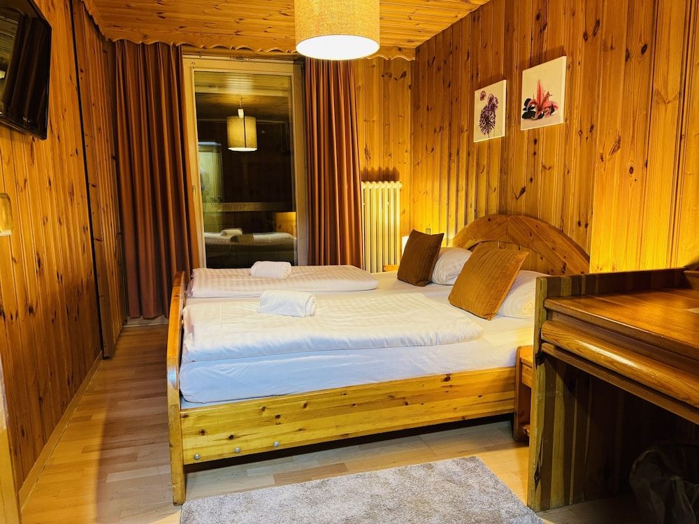 Classic Double Room, Private Bathroom