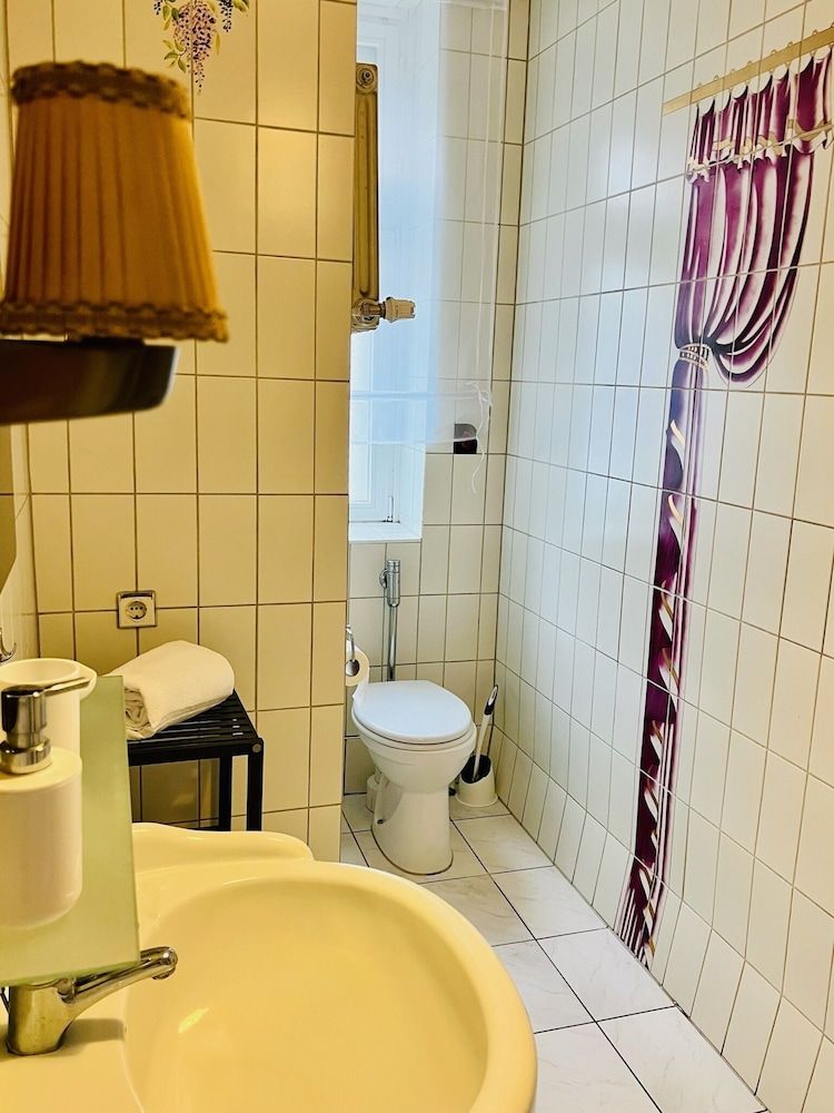 Basic Quadruple Room, Shared Bathroom