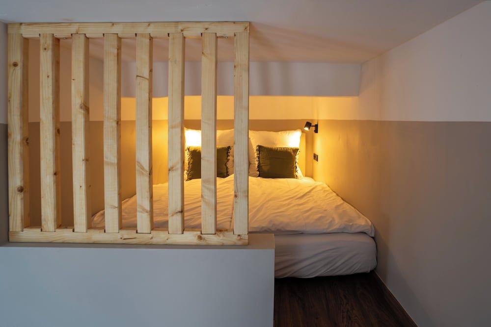 The Charming by Curt Suites Classic Quadruple Room 8