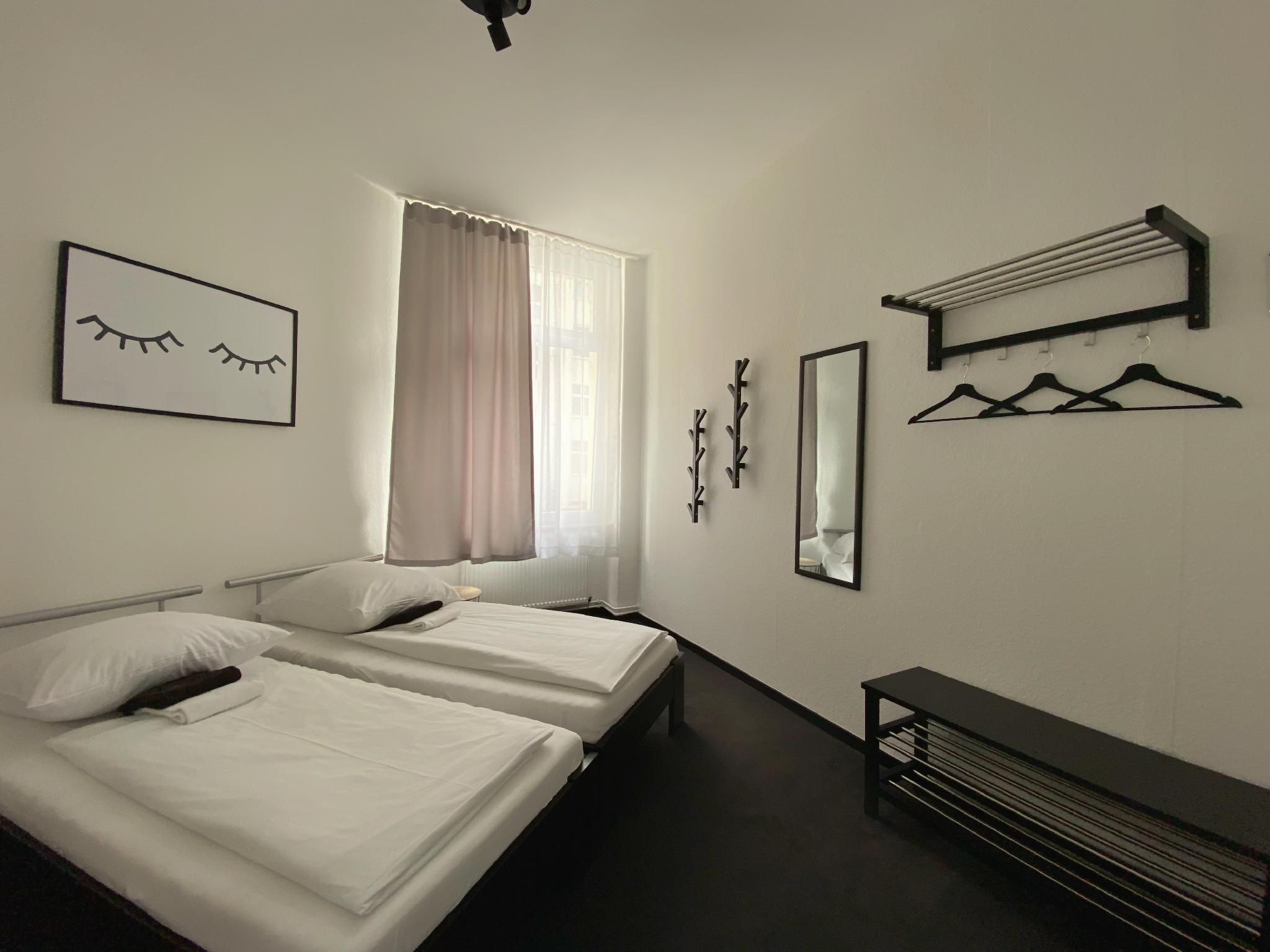 Hotel AVAlex Classic Double Room with Shared Bathroom 2