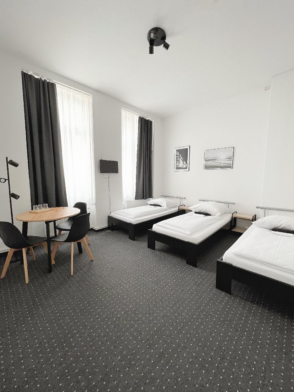 Classic Triple Room with Shared Bathroom