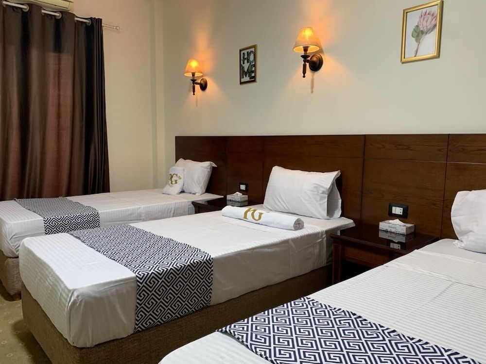 Deluxe Room, 3 Twin Beds