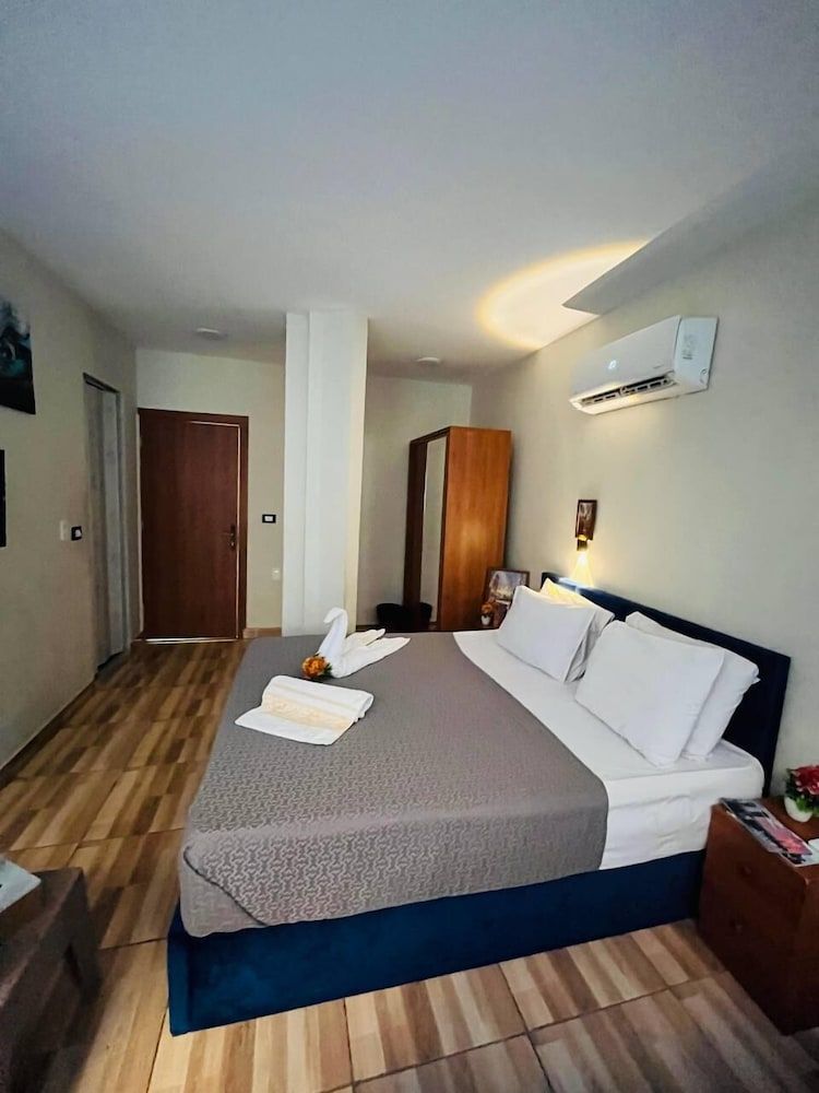 Revento City Double Room