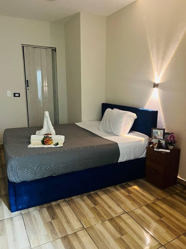 Revento City Double Room 9