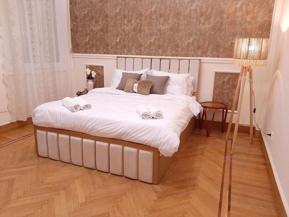 Royal Apartment in Talaat Harb Downtown Deluxe Apartment 2