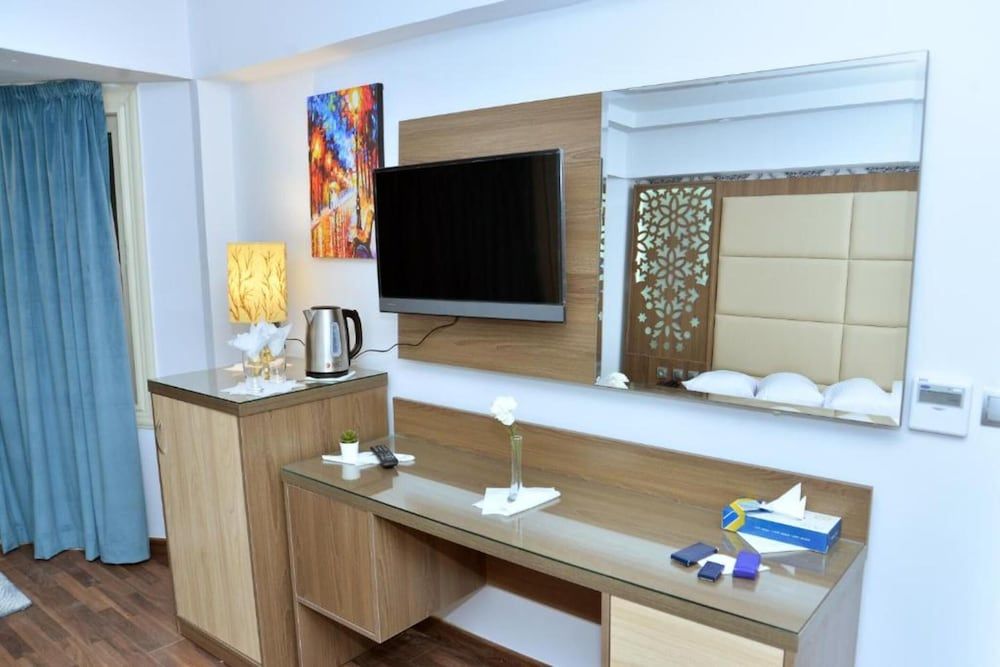 logistic hotel city stars Family Suite, 2 Bedrooms, Pool View 7