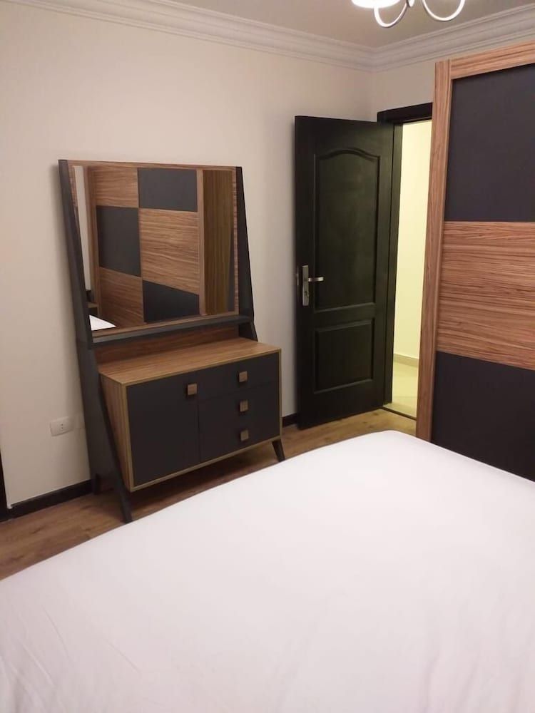 Parkside boutique 3 bedroom apartment Family Apartment 5