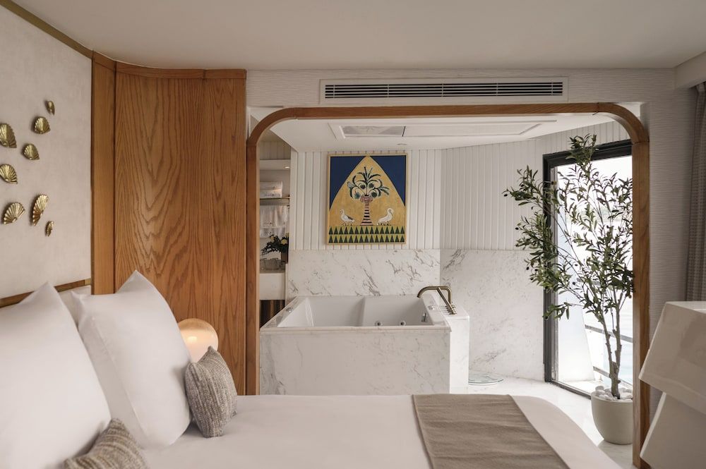 Presidential Suite, River View
