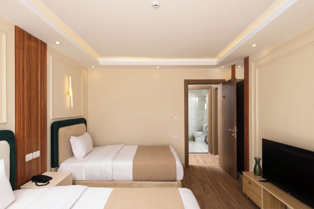 Basic Twin Room