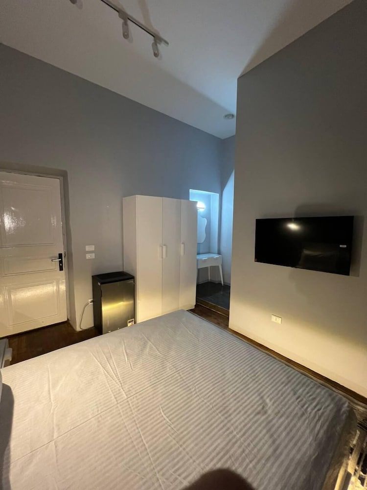 paris east hostel Deluxe Double Room, Balcony 5