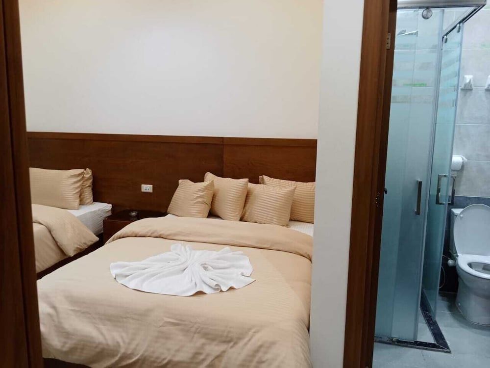 New Panorama Inn Standard Double Room