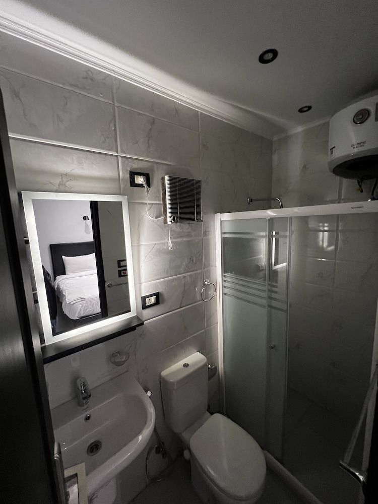 Helio Cairo Hotel Deluxe Twin Room 20