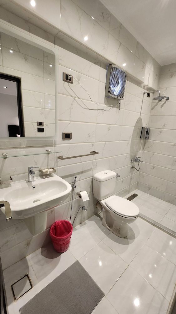 Helio Cairo Hotel Deluxe Twin Room 25