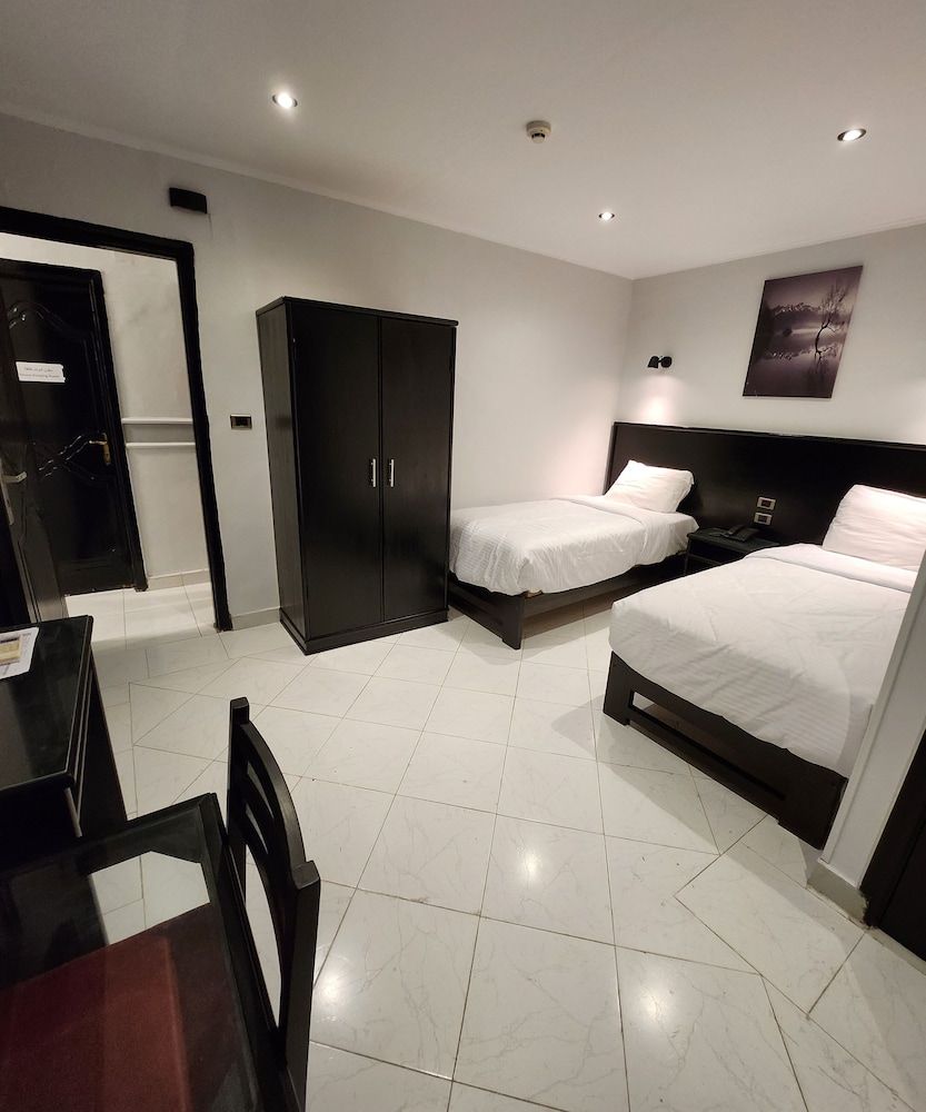 Helio Cairo Hotel Deluxe Twin Room 13