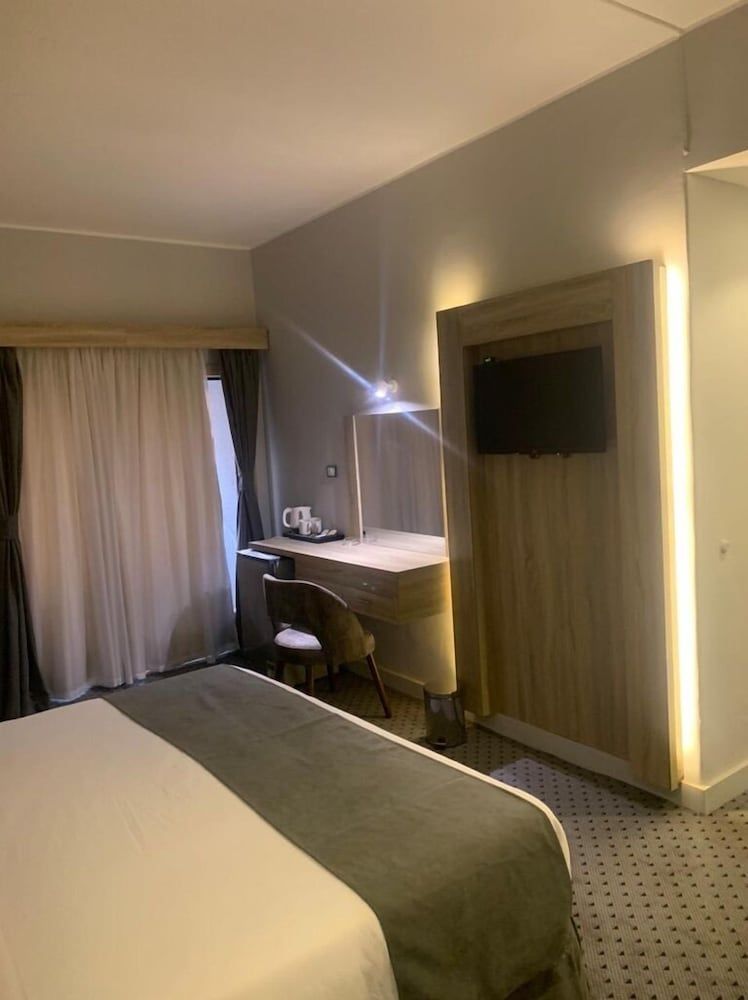 Atlas International Hotels Superior Double Room 3