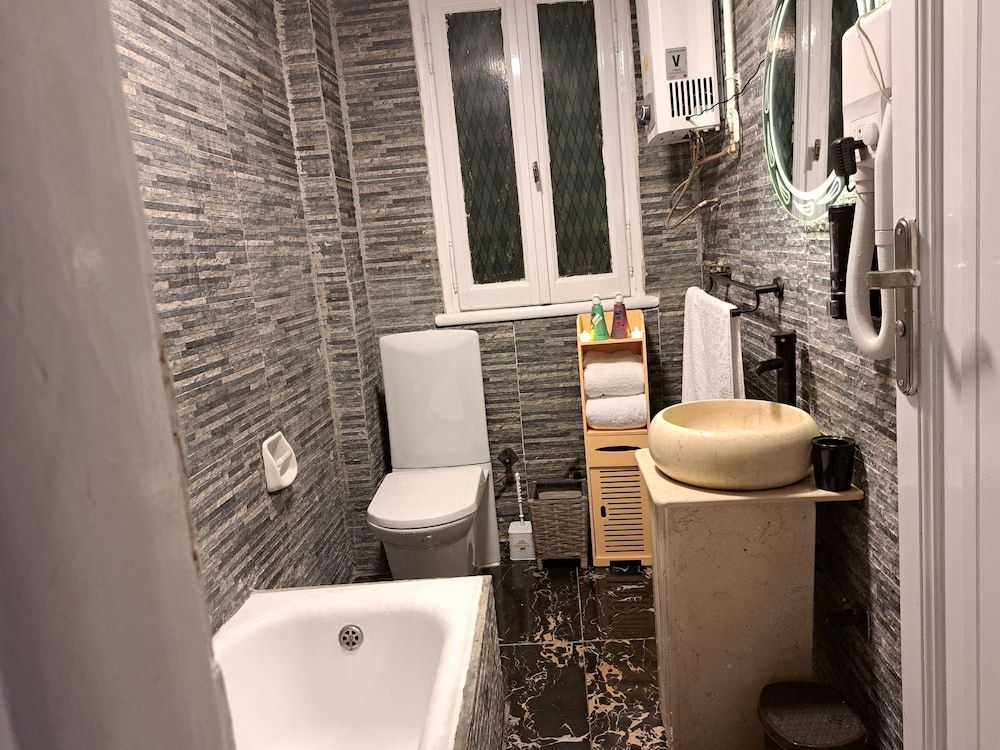 Downtown Family Suites Family Suite 12