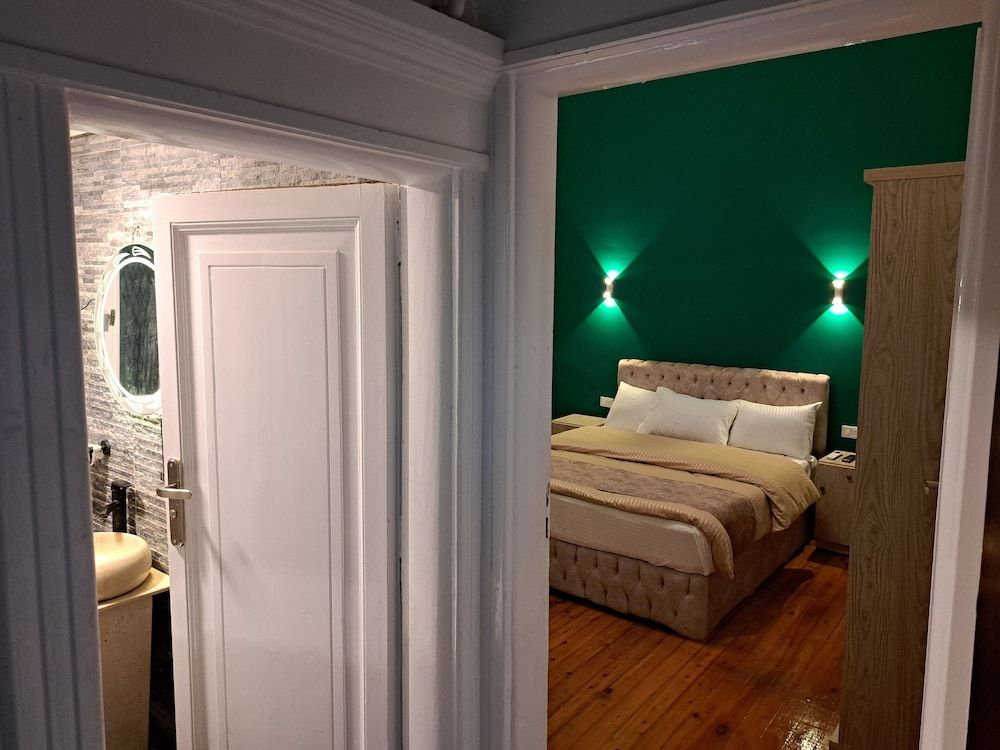 Downtown Family Suites Family Suite 4