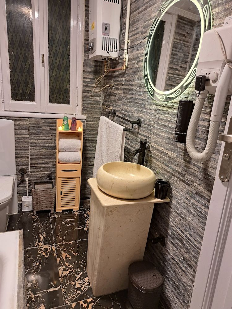 Downtown Family Suites Family Suite 14