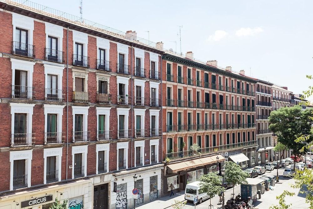 Stunning Urban Apt. Historic District - Sol