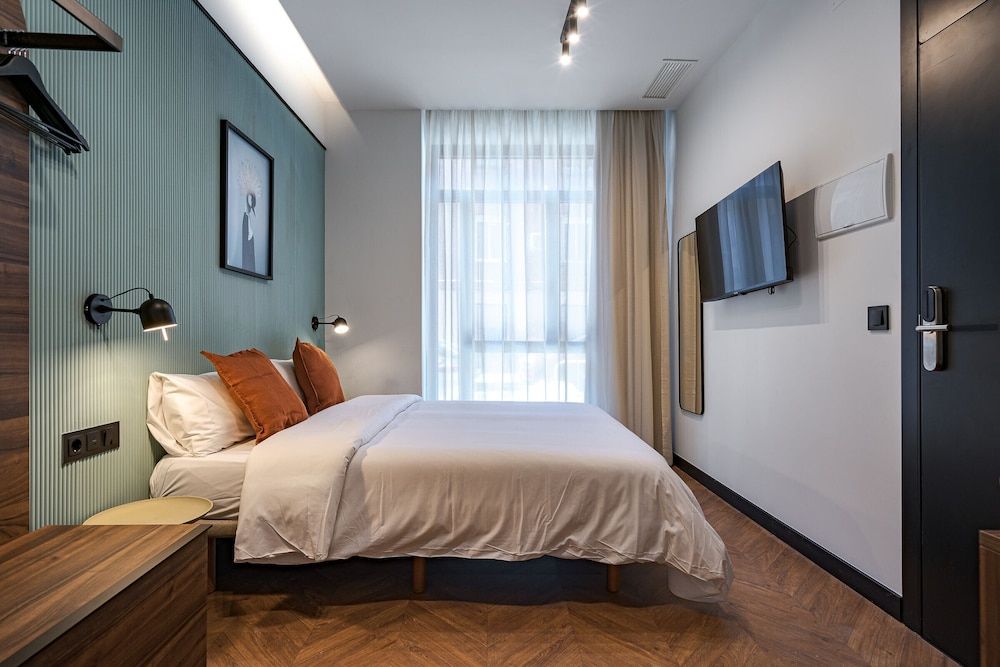 Style Suites by Olala Homes Room 9