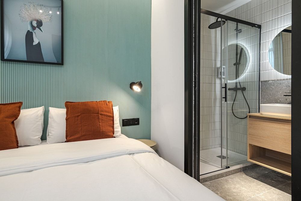 Style Suites by Olala Homes Room 8