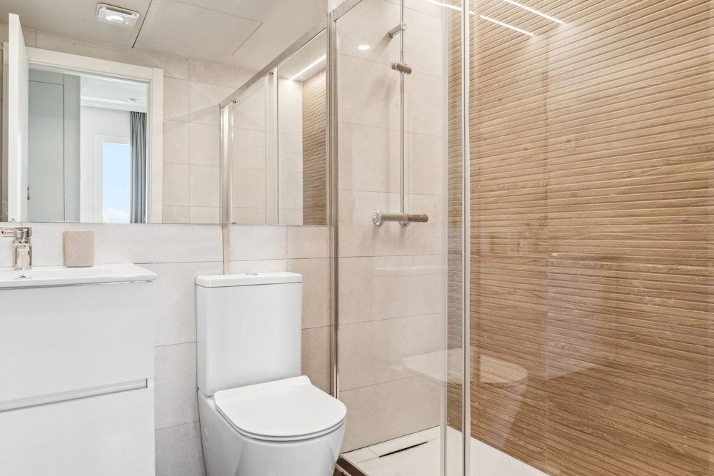 Truliving Vallecas by Habyt Deluxe Studio 5