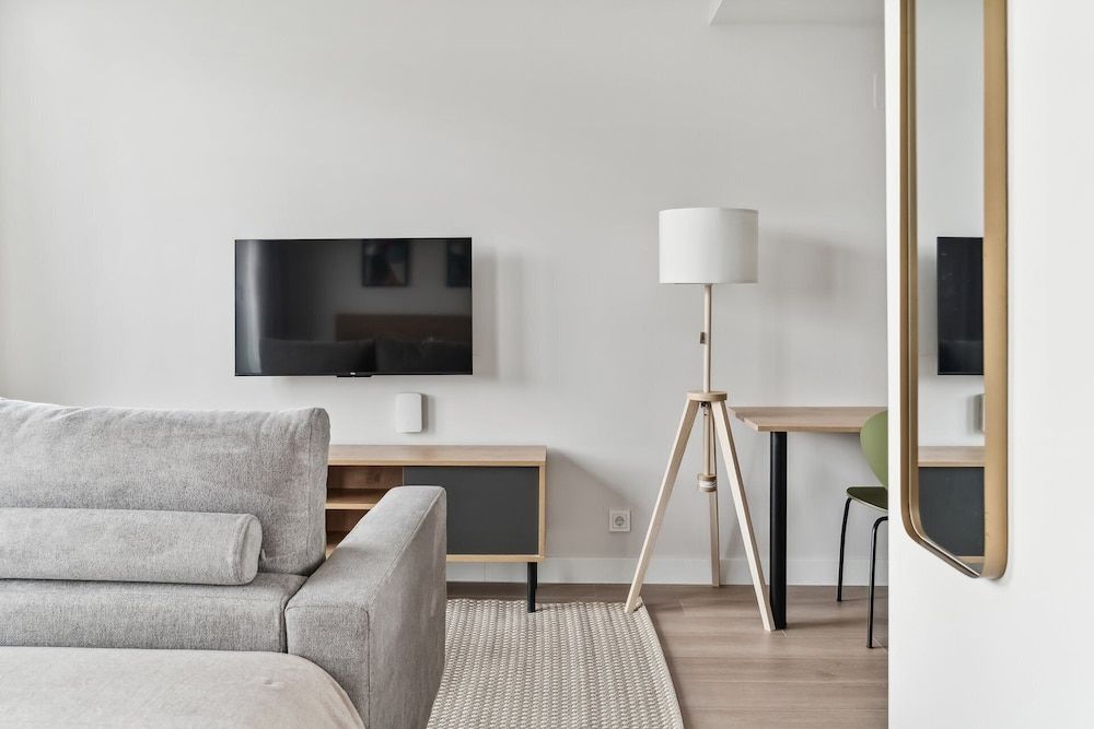 Truliving Vallecas by Habyt Deluxe Studio 9