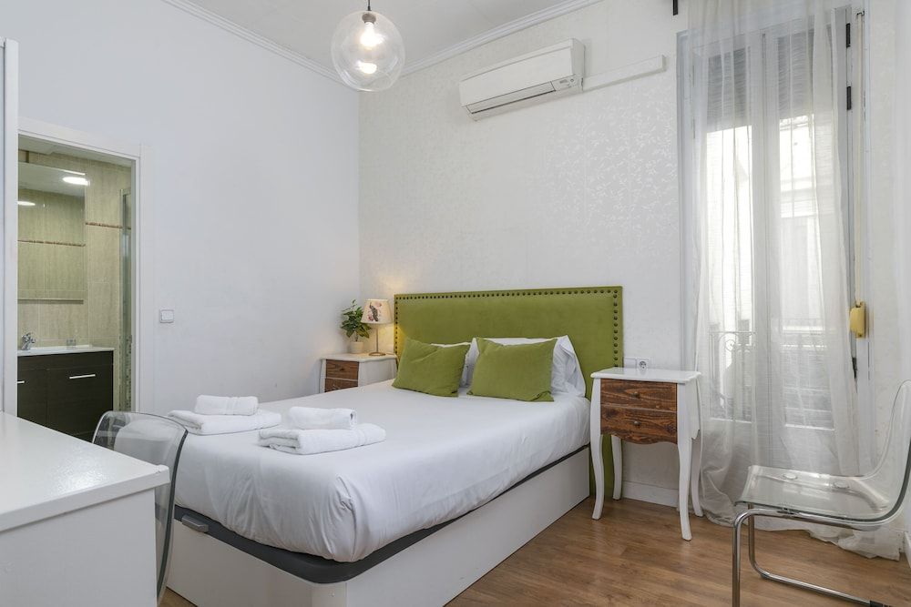 HA San Mateo Suites Double Room 21