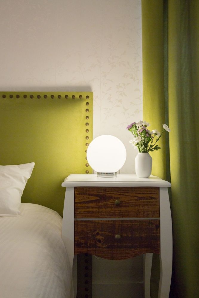 HA San Mateo Suites Double Room 13