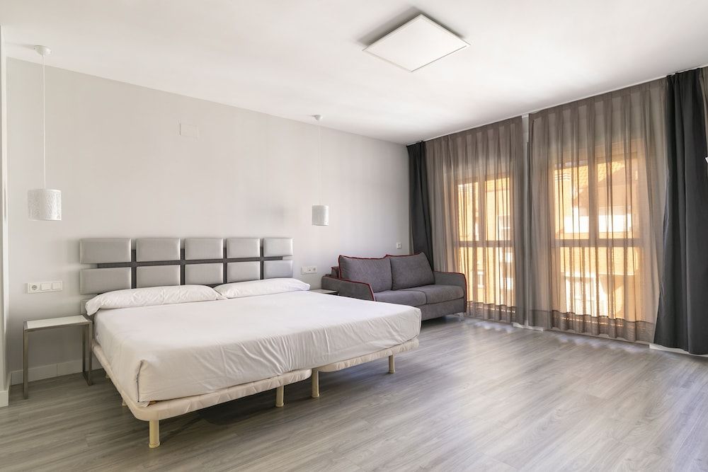 HA Apartahotel Quo Eraso