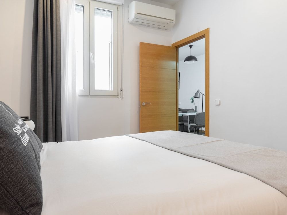 Limehome Madrid San Lorenzo One-Bedroom Apartment 6