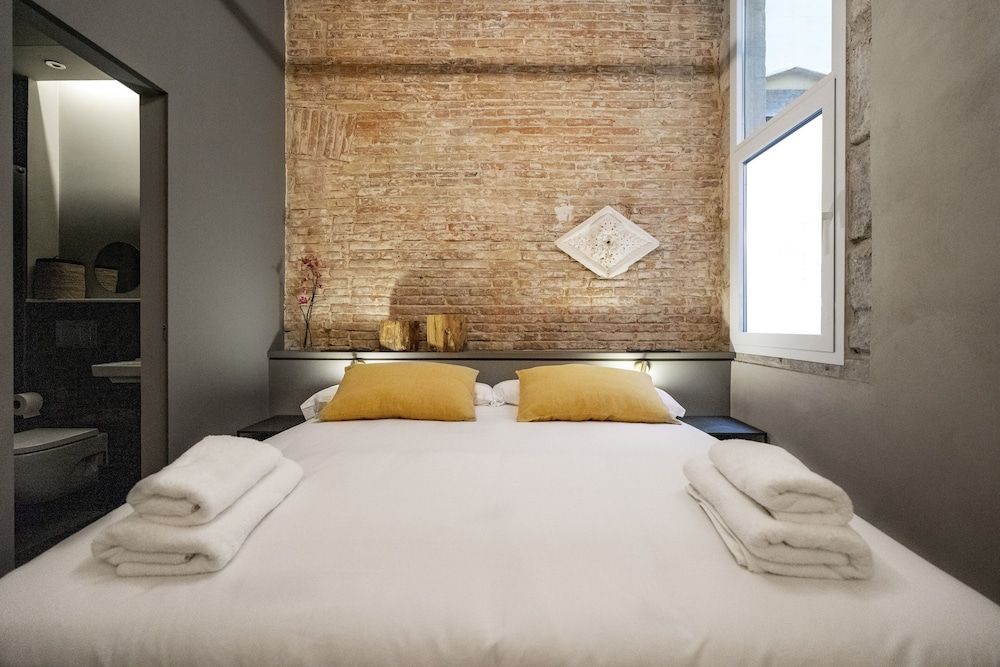 Basic Double Room (Tiny)