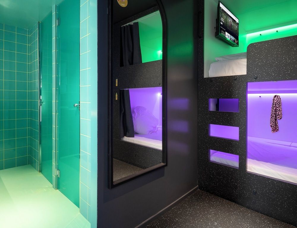 Bed in Cabin Plus Ensuite