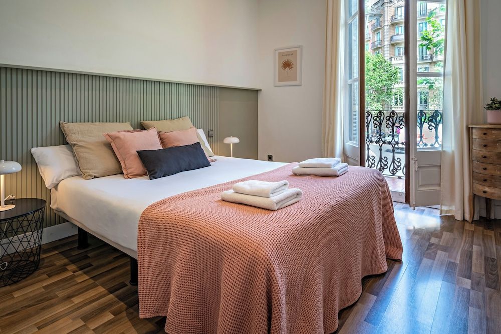 Deluxe Apartment, Balcony, City View