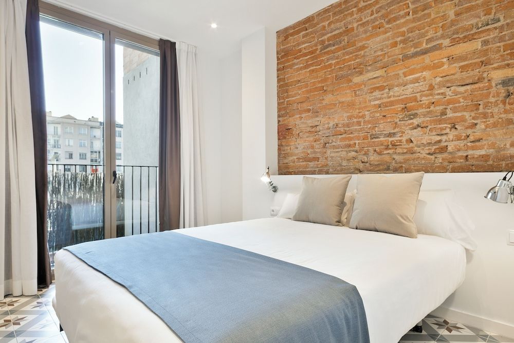 Deluxe Apartment, City View