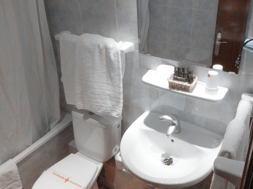 Hotel Lloret Ramblas Double Room Rambla View 25