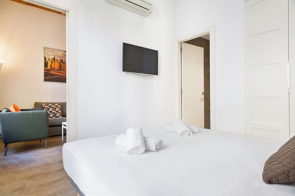 Apartment (2 Bedrooms)