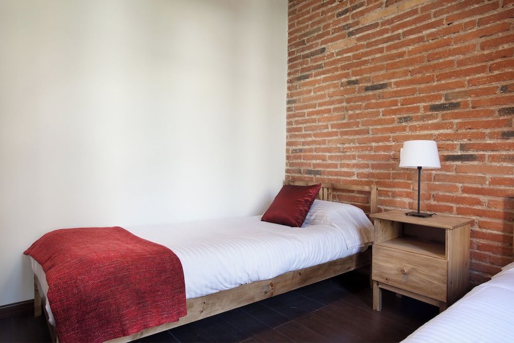 Apartment, 2 Bedrooms, Balcony, City View