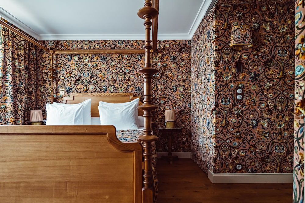 Hôtel Eldorado Paris Parisian room 3