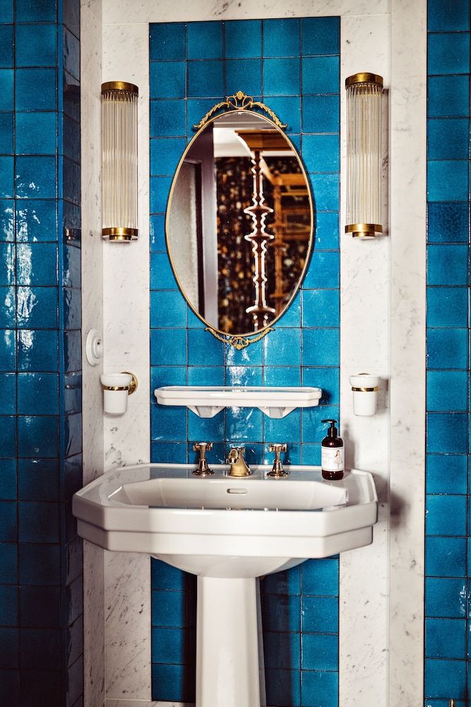 Hôtel Eldorado Paris Parisian room 7