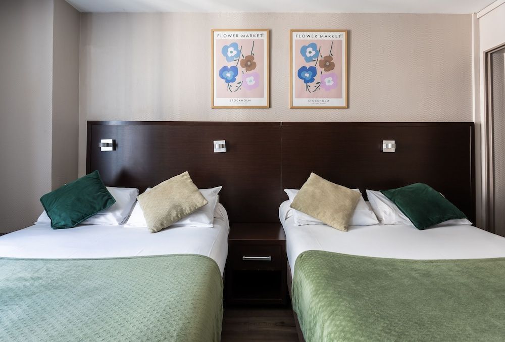 City Quadruple Room